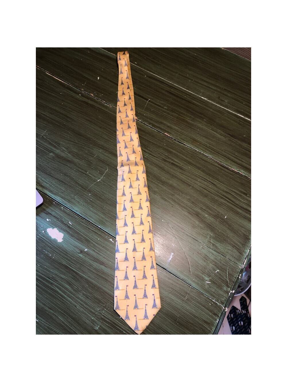 Beaufort Tie Rack EUC Yellow Silk Eiffel Tower Necktie